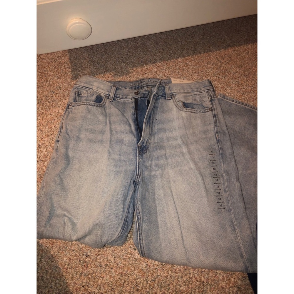American Eagle Mom Jeans